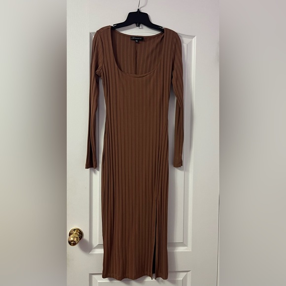 Dynamite Long Sleeve Midi dress size S - Picture 5 of 6